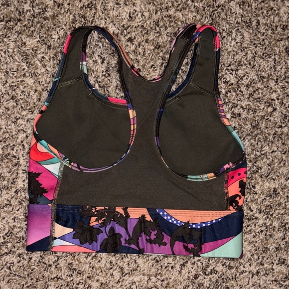 Nike Patterned Sports Bra (Small) - Picture 2 of 4